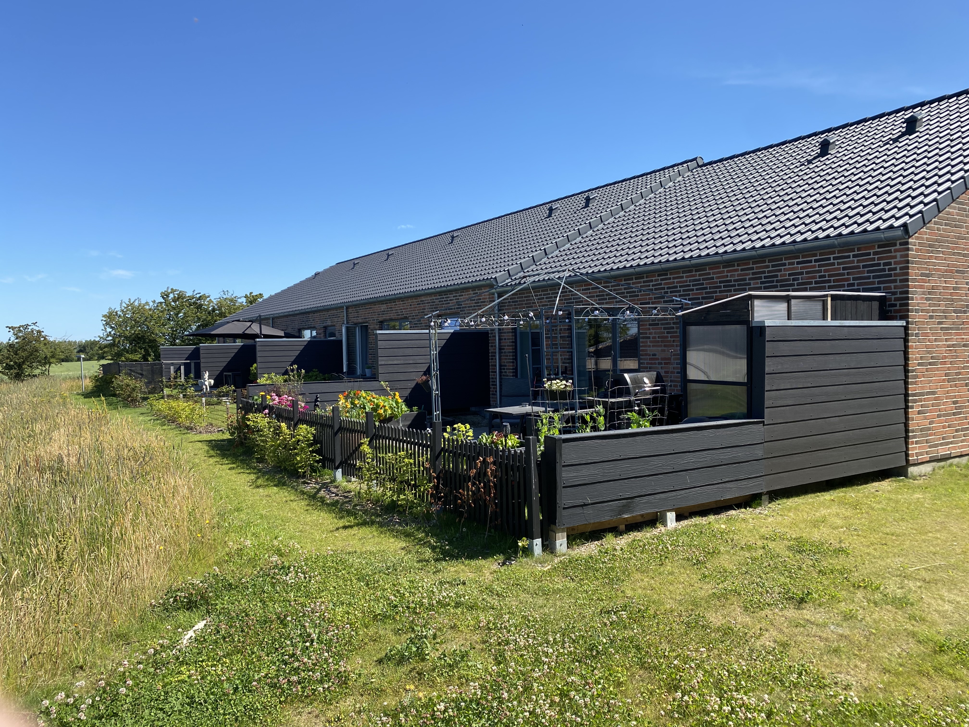 72 4